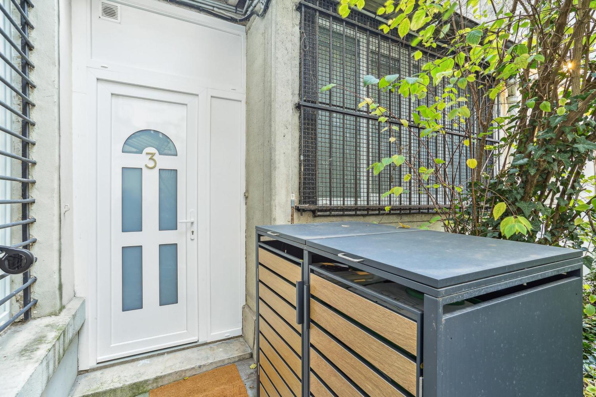Lavie Maison Hot Tub And Ac Near Arc De Triomphe Paris Exterior photo