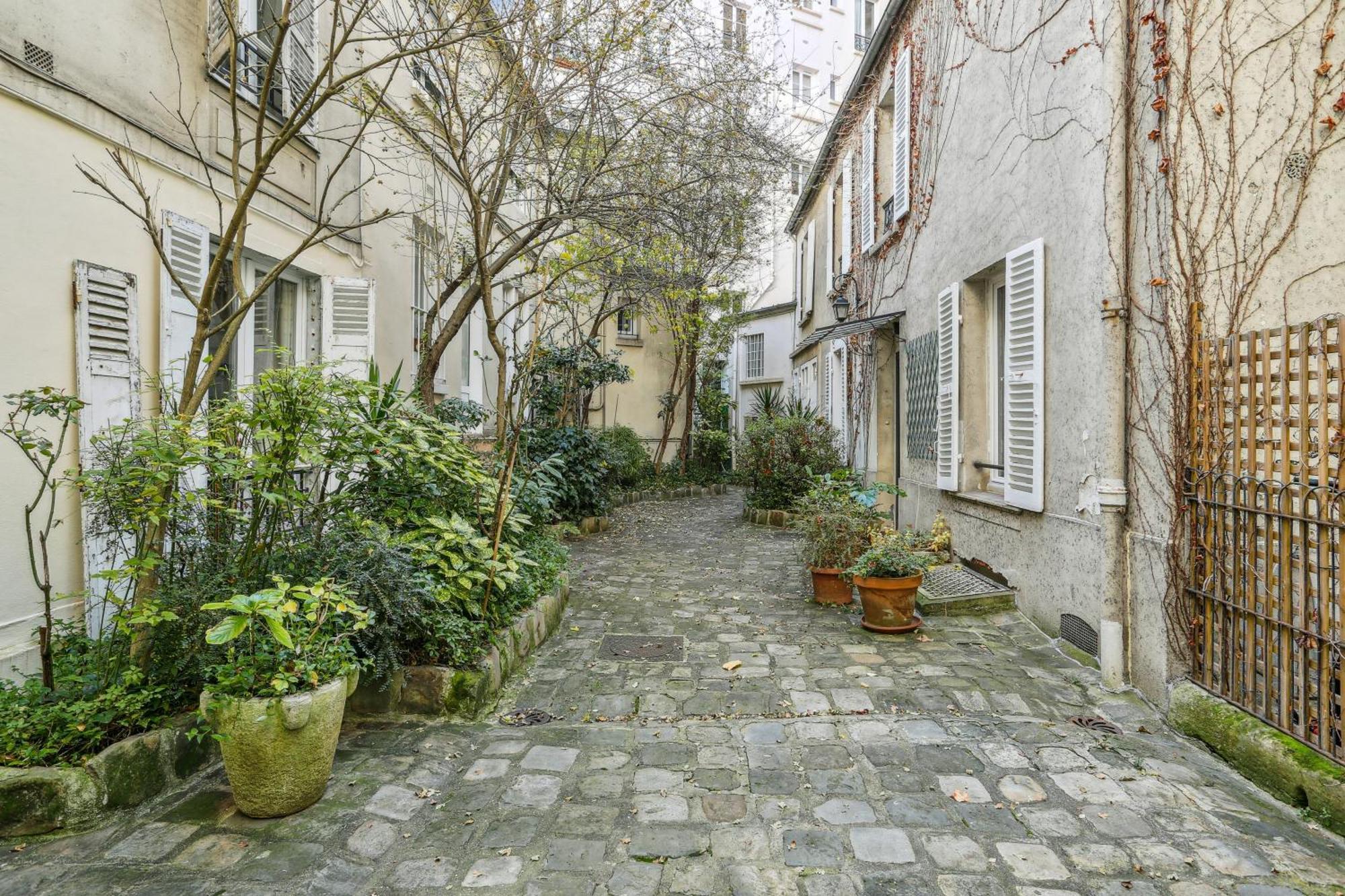 Lavie Maison Hot Tub And Ac Near Arc De Triomphe Paris Exterior photo